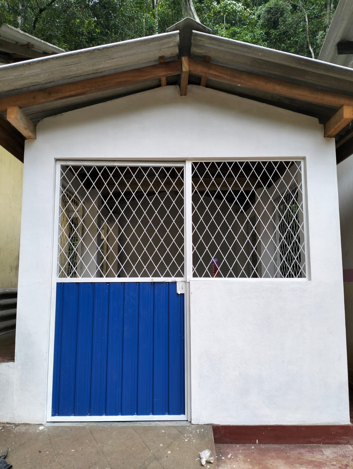 Waste Storage Facility at Madampe Divisional Hospital